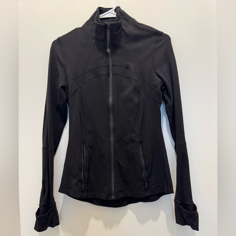 Lululemon define jacket, full length, black, size 6. - Picture 3 of 3